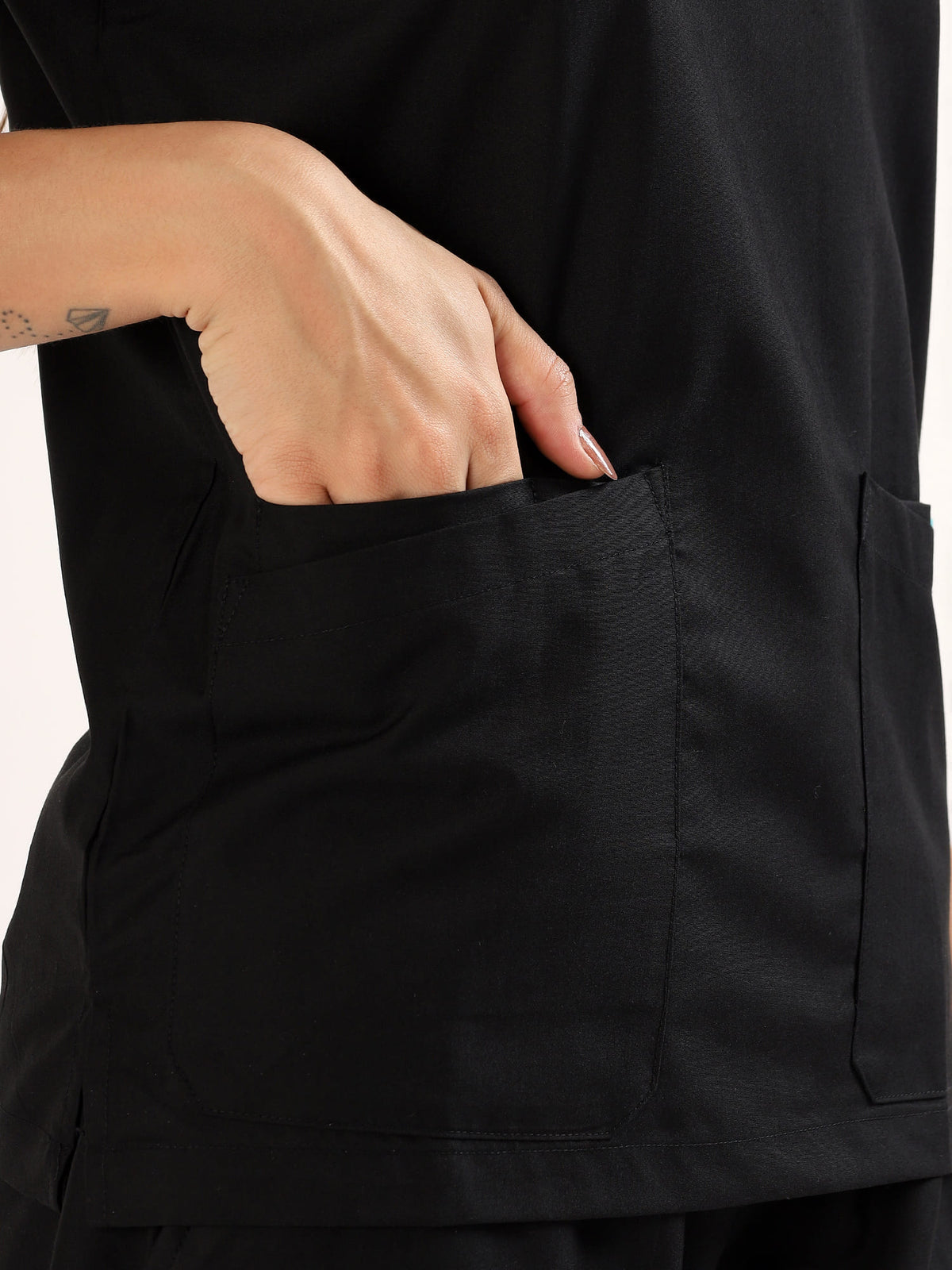 Jet Black Women’s V-Neck Scrub Suit | Ultra Soft, 9 Pockets